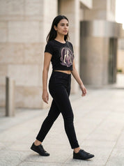 Play Like a Queen, Win Like a Boss | Graphic T-Shirt