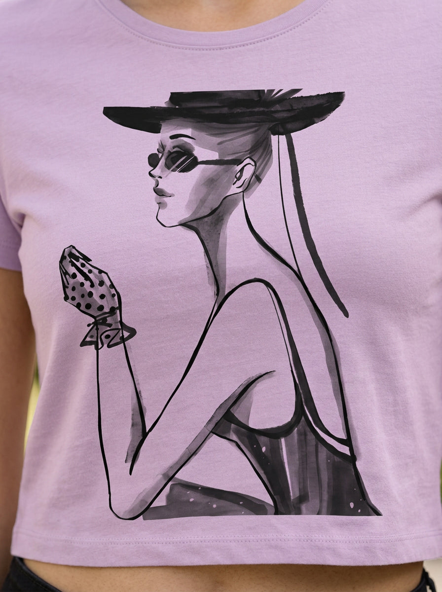 Women in the Hat | Graphic T-Shirt
